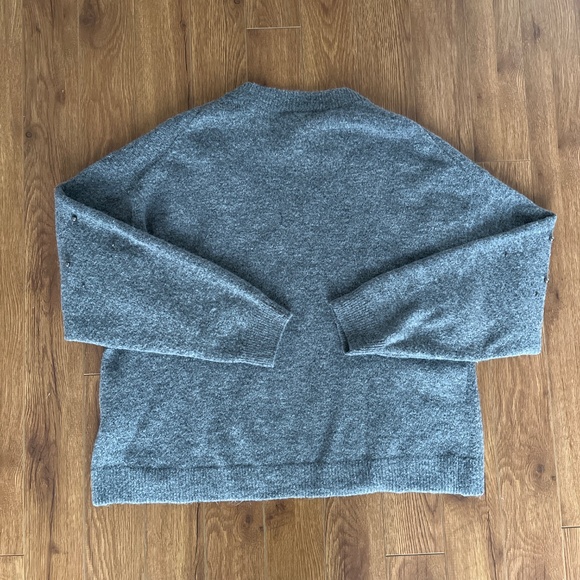 H&M Pearl sweater - Picture 4 of 4